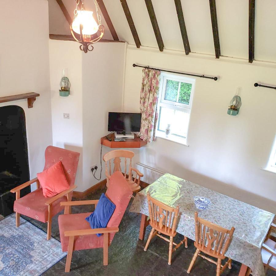 Louisburgh Cottages Экстерьер фото